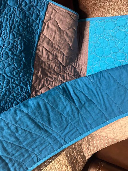 Quilt- Handmade OOAK Throw Blanket Quilt - Blue Color Block