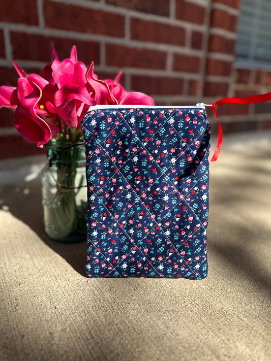 Book/Tablet Sleeve - iPad / Small Paperback- Fits Kindle Paperwhite / iPad mini) Navy Flowers