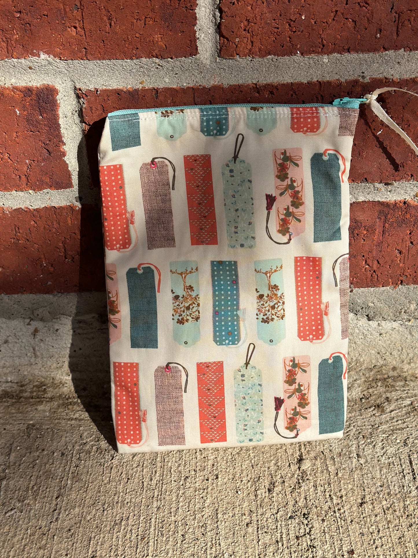 Book Sleeve (Fits Kindle Paperwhite WITHOUT CASE / Kindle original) - Book Mark Fabric