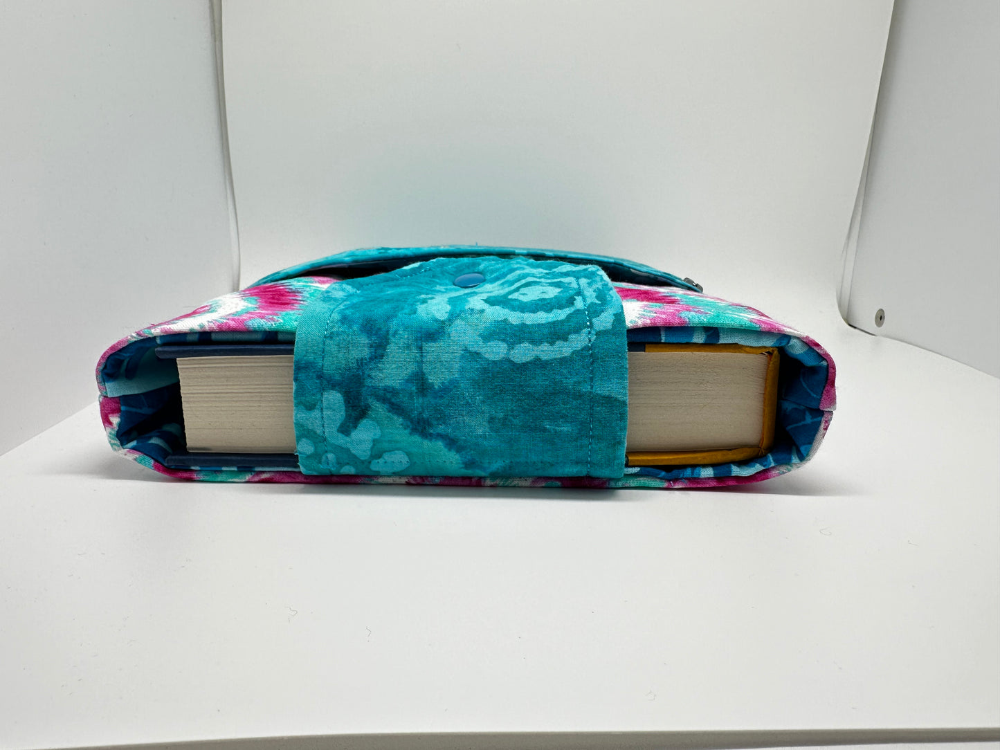 Book Sleeve (extra padded)- Flamingo OOAK; Medium